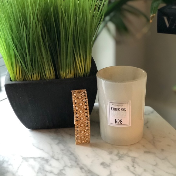 SOLD! Hair Accessory - Pearls & Crystals on Gold - Picture 6 of 7